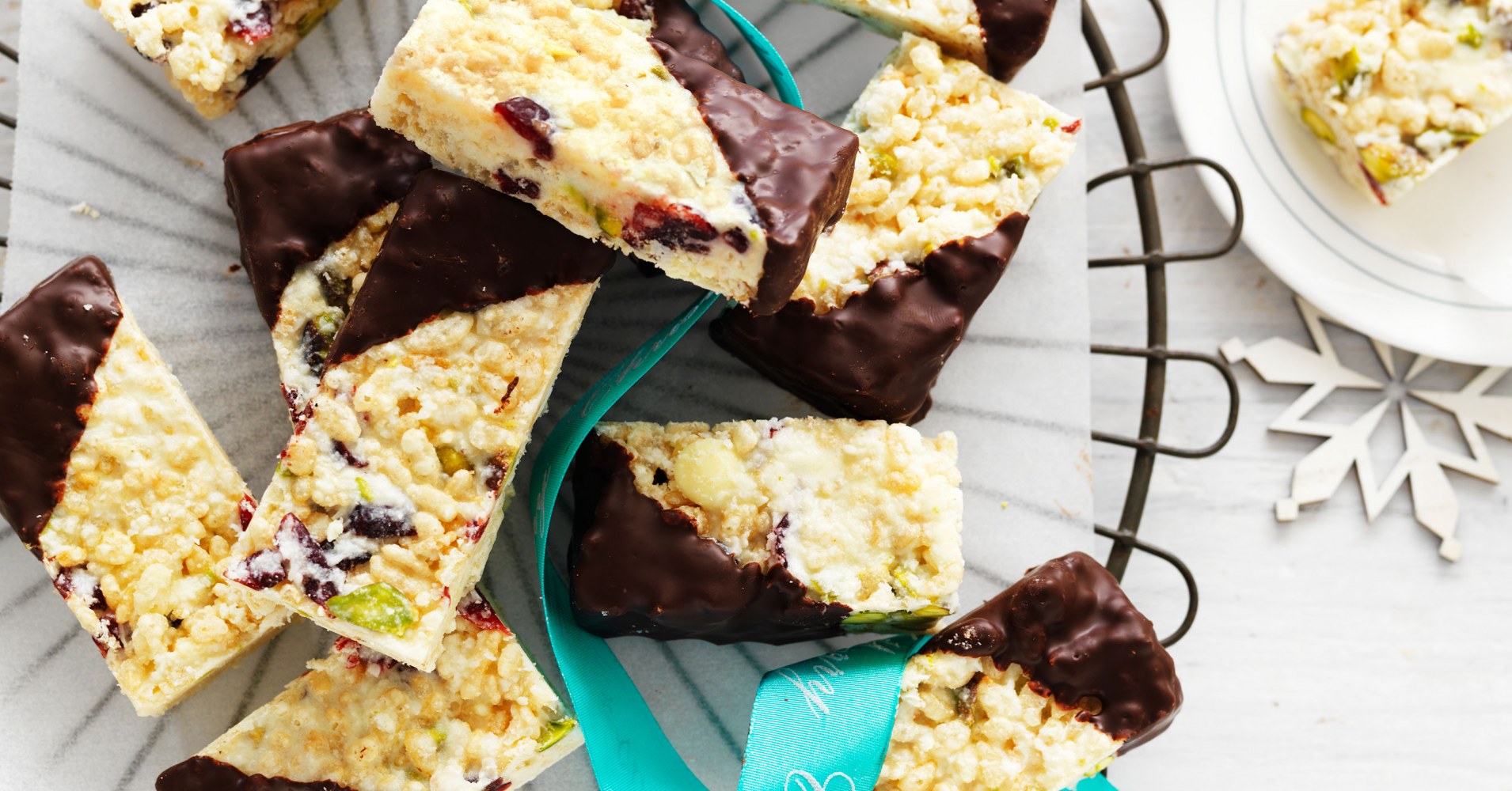 White Christmas with Chocolate, Craisins and Pistachios Recipe | myfoodbook